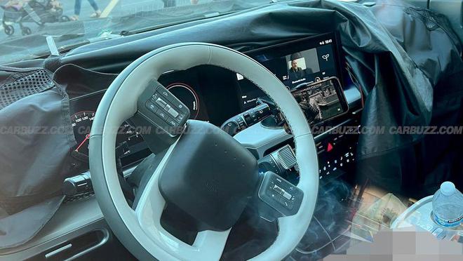 Ioniq 9 路测照曝光：现代首款三排电动豪华 SUV，内饰首次泄露